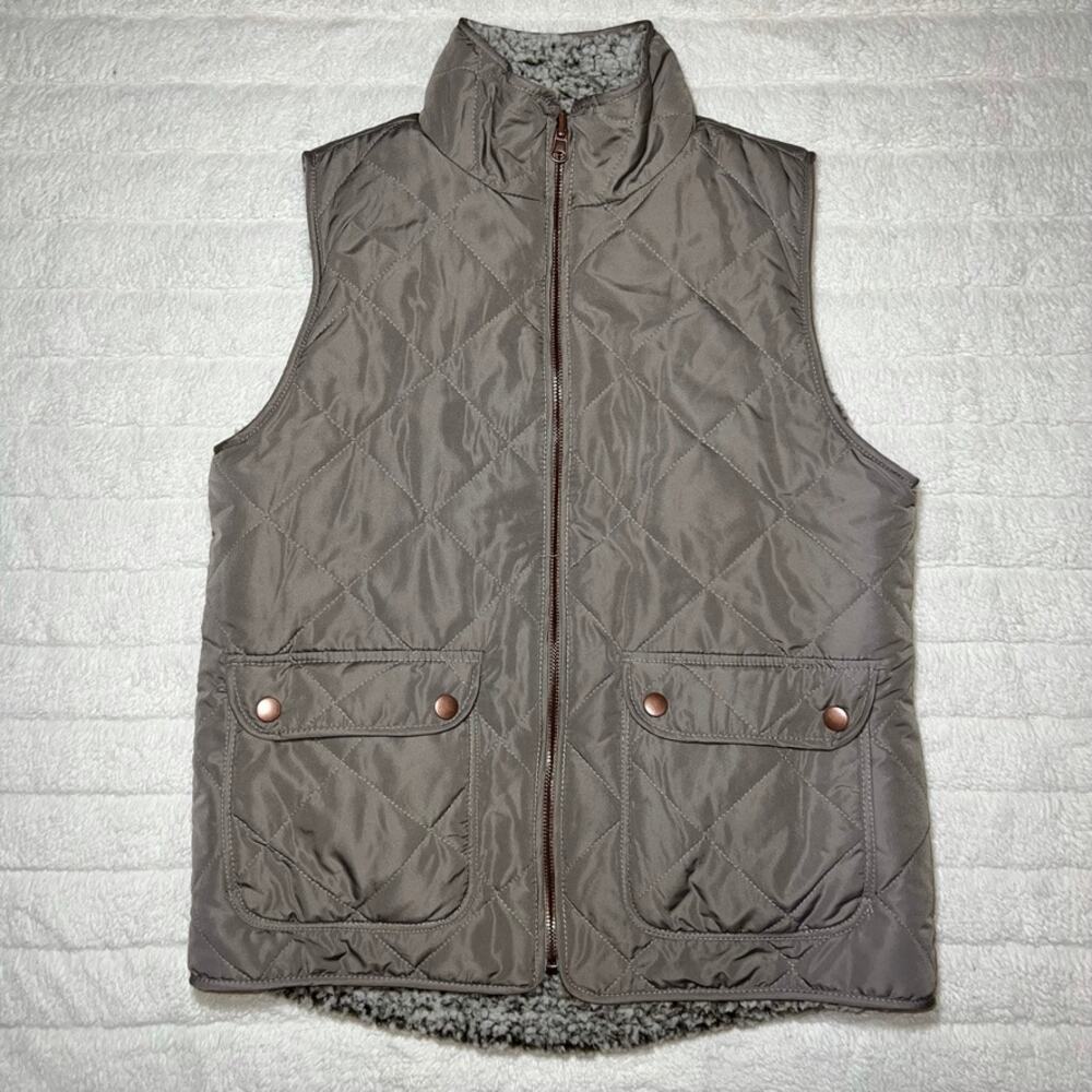 Thread & Supply Reversible Tan/Slate Green Sherpa Vest